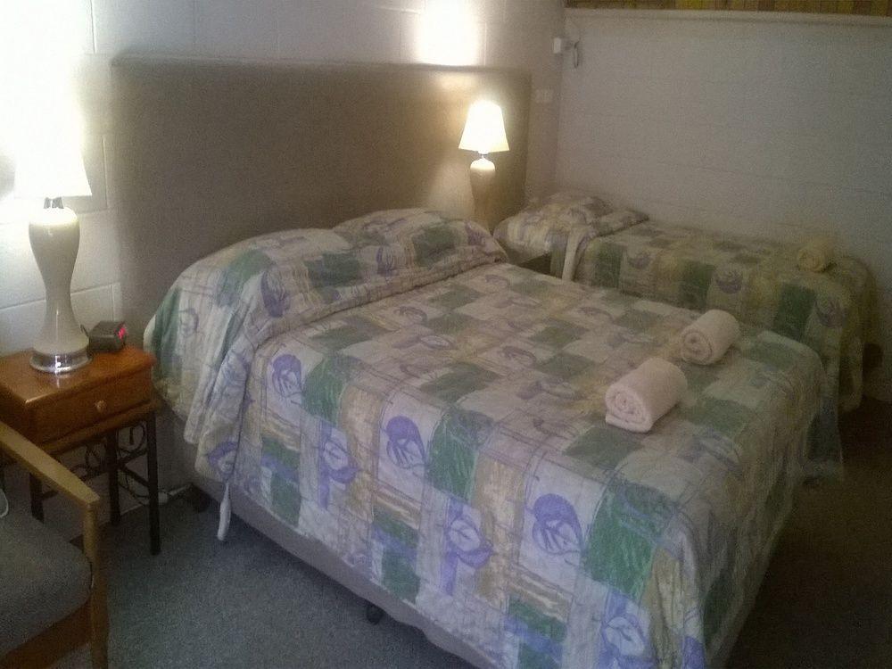 Warren Motor Inn المظهر الخارجي الصورة